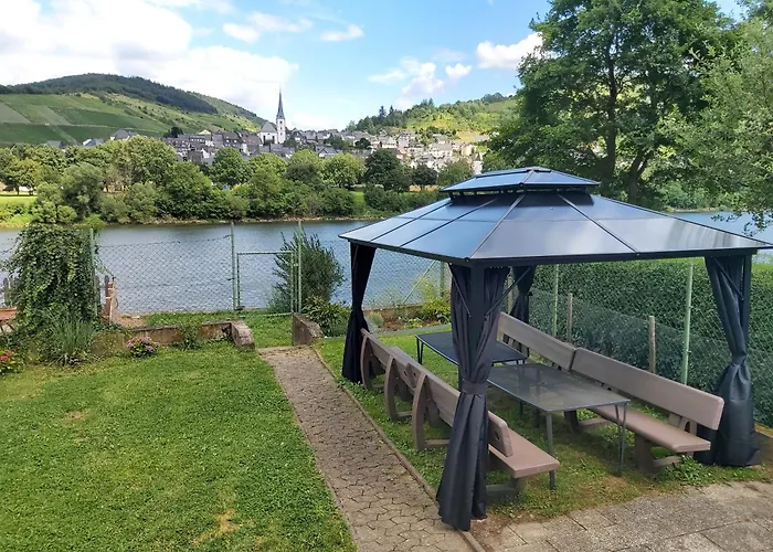 Ferienanlage - Am Moselufer